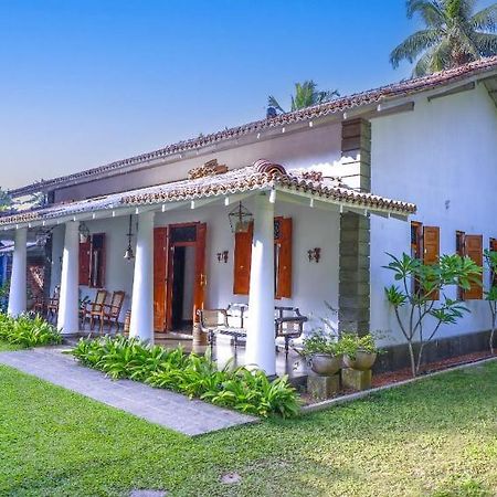 Dhyana Villa Амбалангода Экстерьер фото