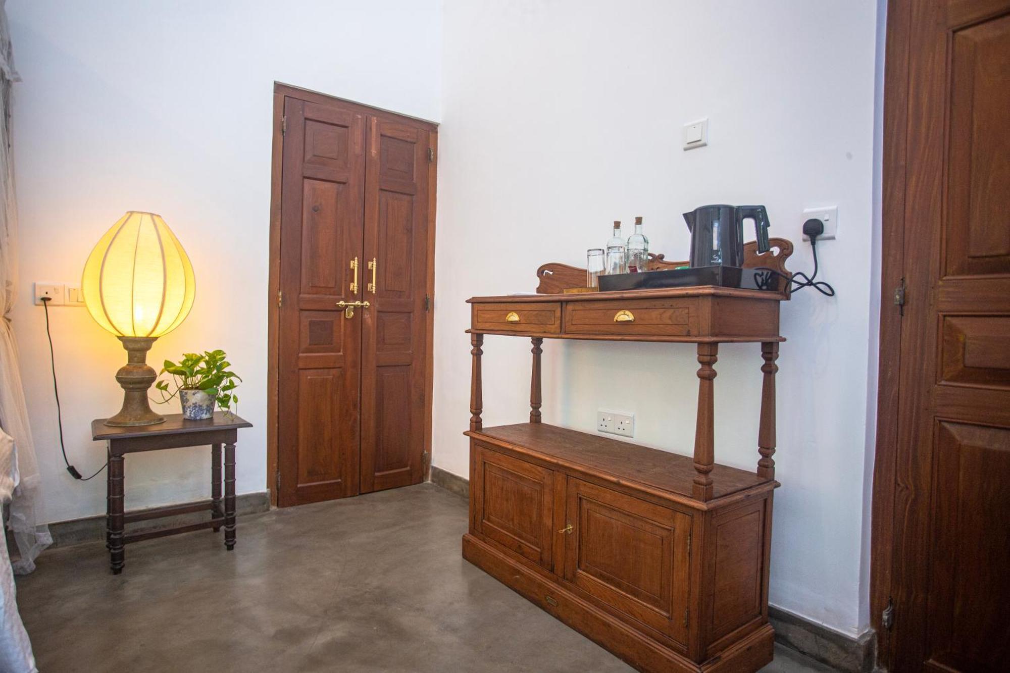Dhyana Villa Амбалангода Экстерьер фото