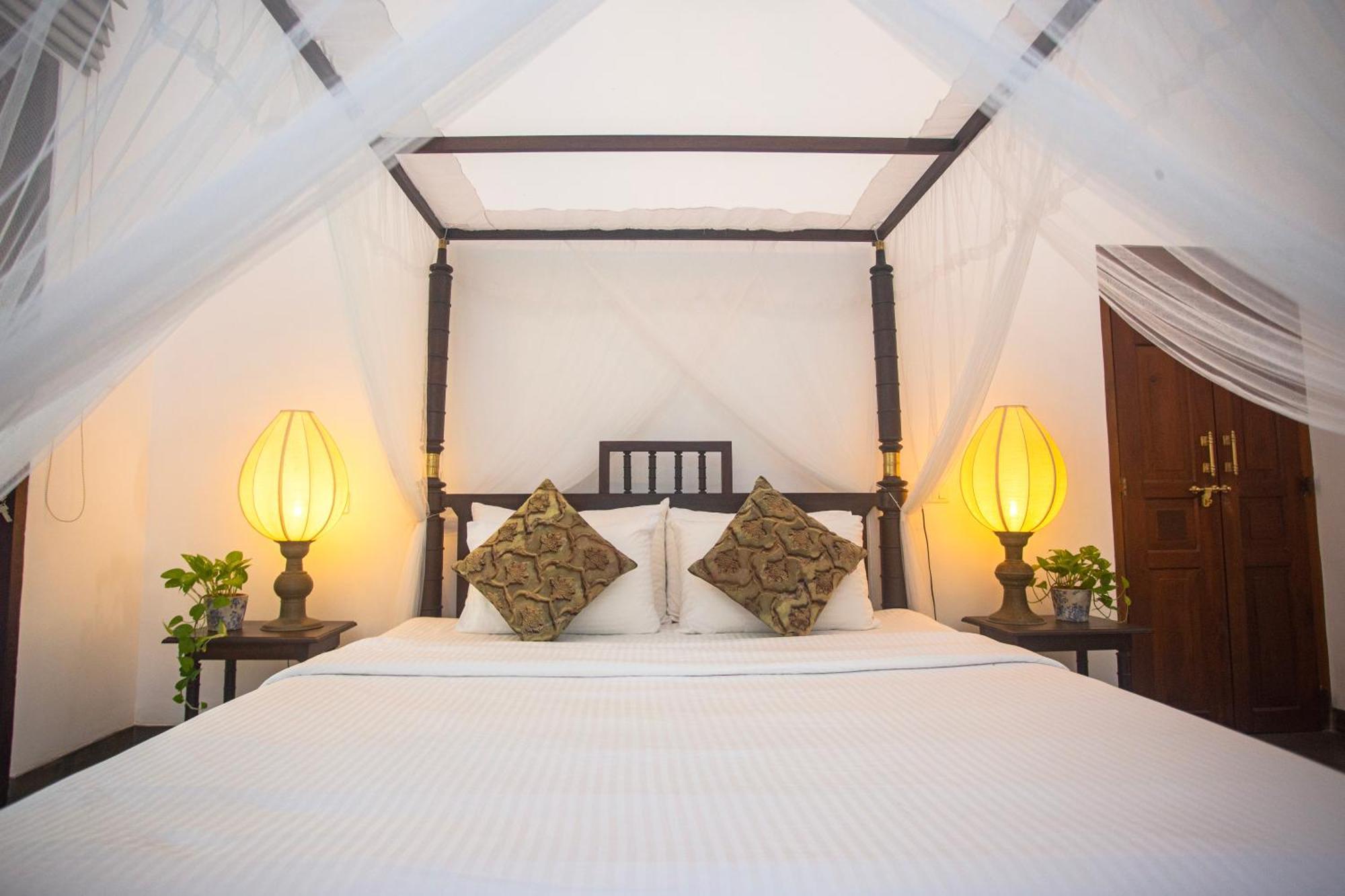 Dhyana Villa Амбалангода Экстерьер фото